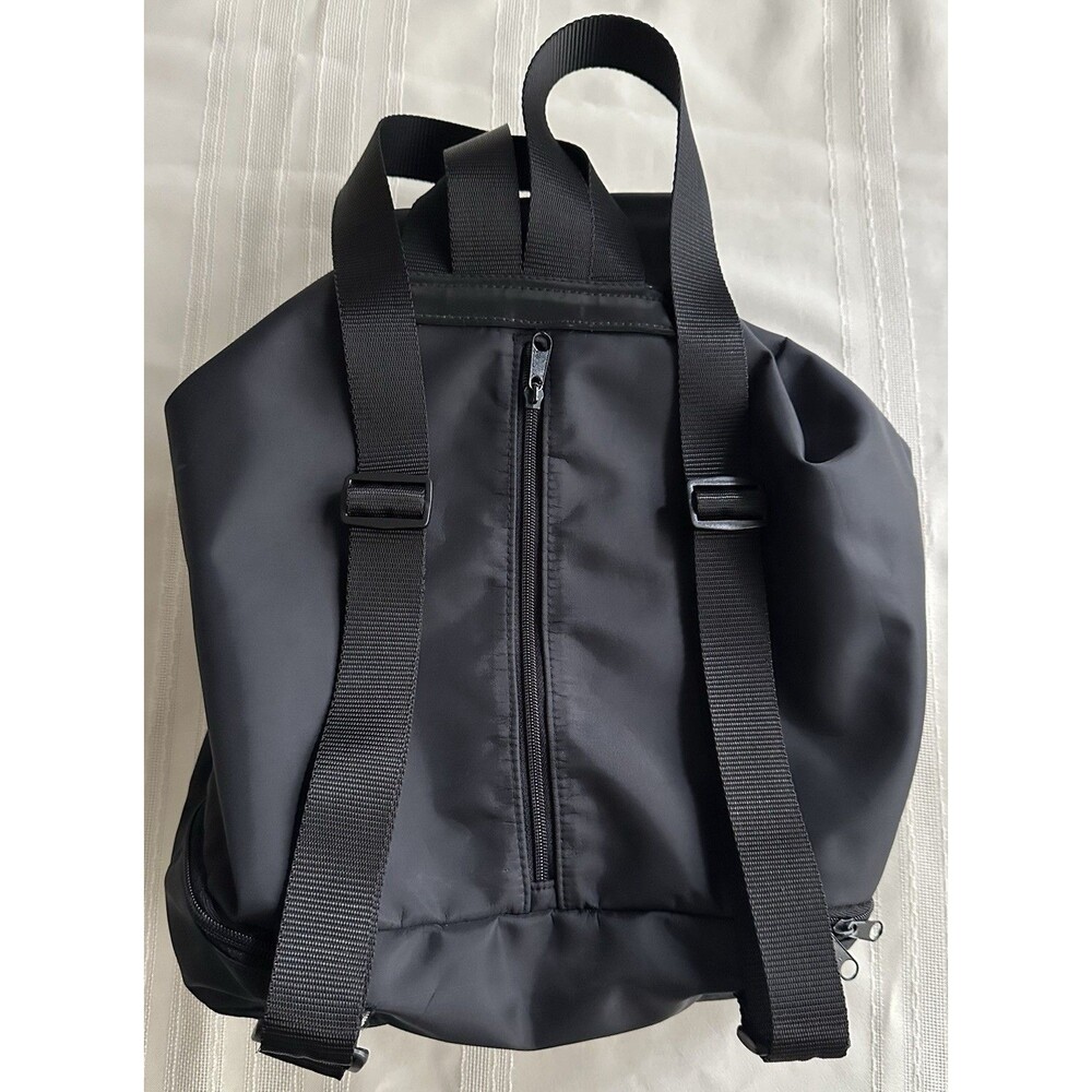 Kenneth Cole Reaction Black Nylon Backpack Buckle Strap Adjustable Large 18”x 12 - Picture 3 of 16